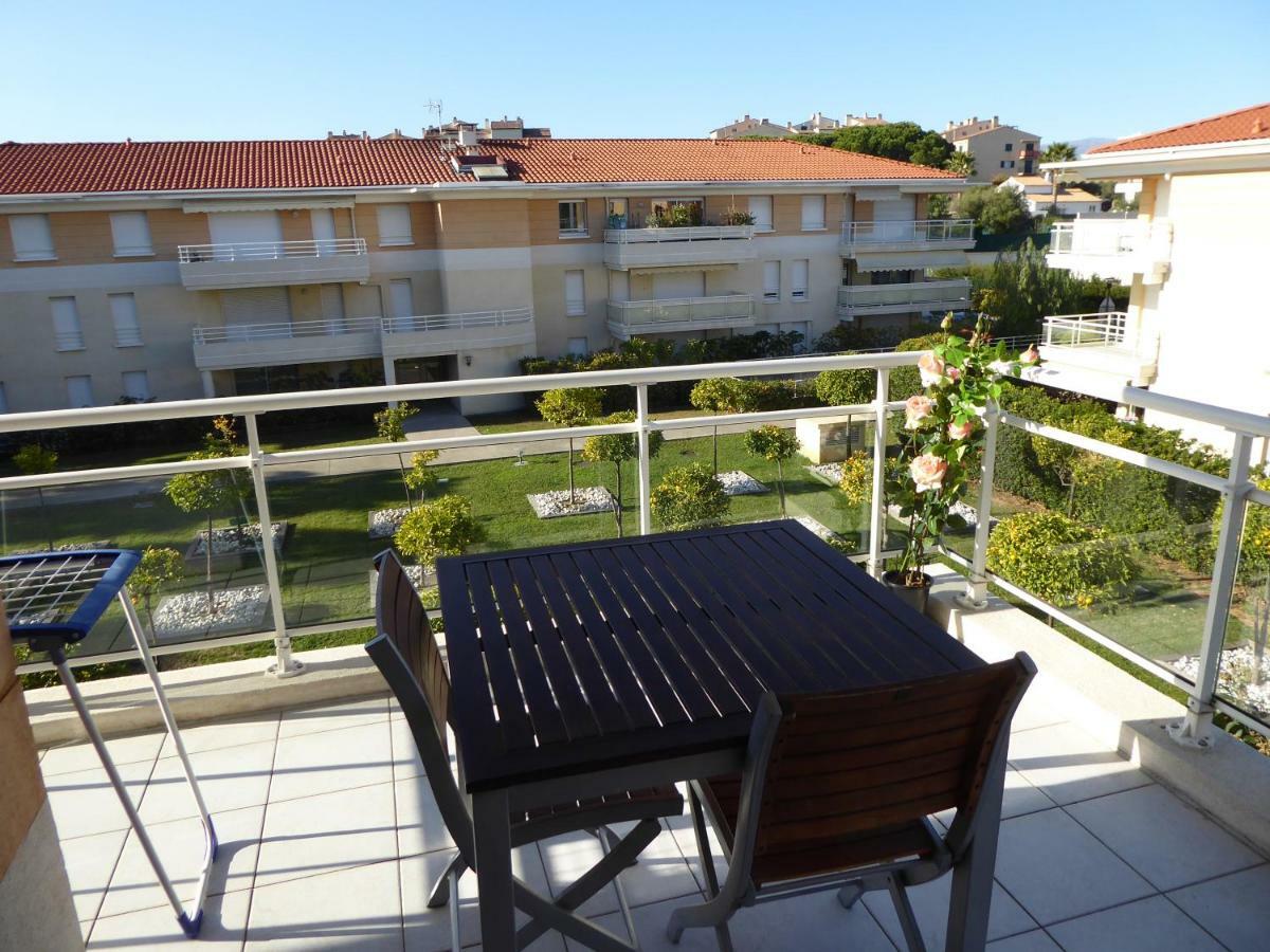 Les Jardins D'Antibes Apartment Exterior photo
